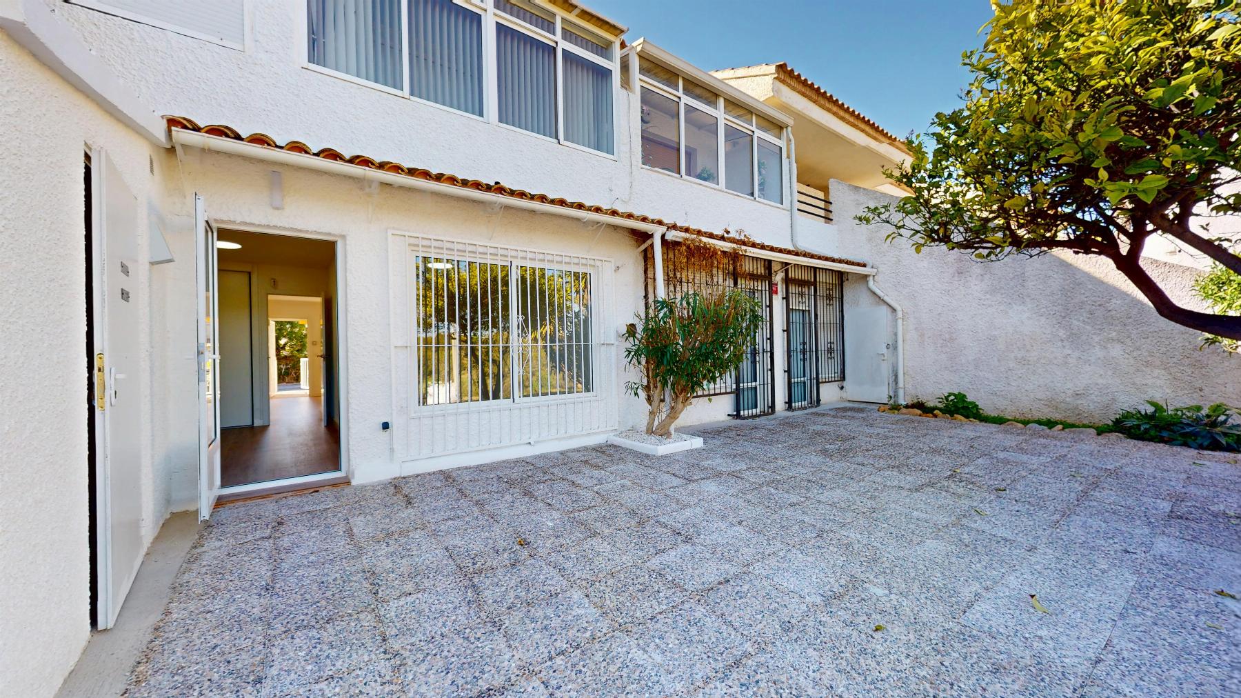 Bungalow – Orihuela Costa – 225000 EUR