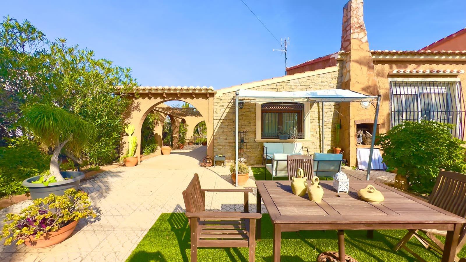 Chalet – Torrevieja – 749900 EUR