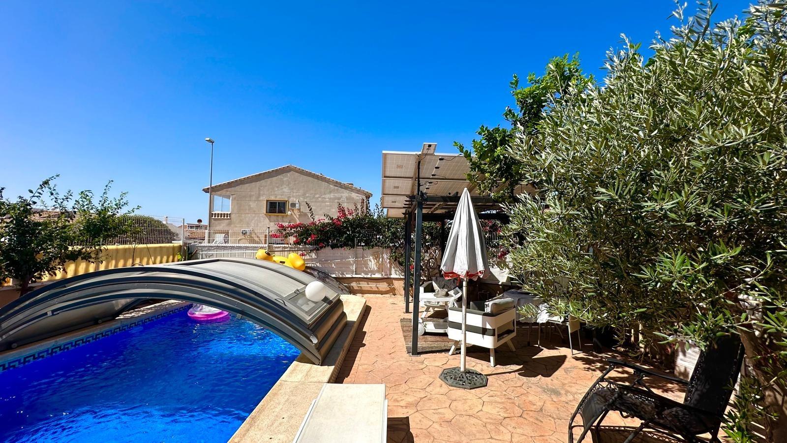 Chalet – Orihuela Costa – 399900 EUR