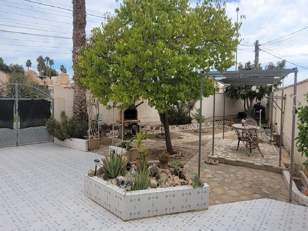 Chalet – Torrevieja – 265000 EUR
