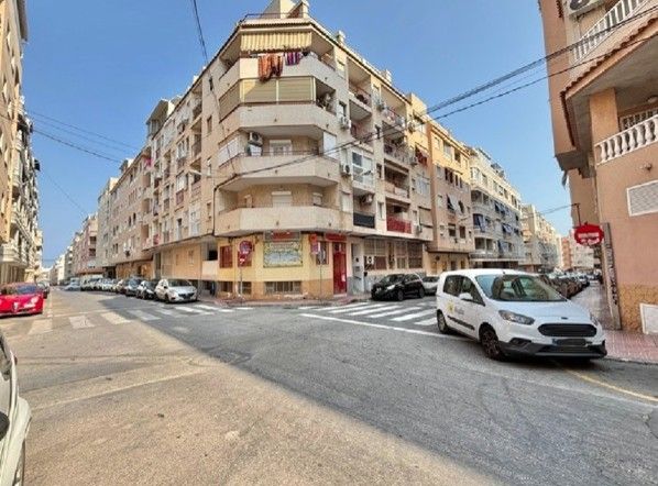 Piso – Torrevieja – 145000 EUR