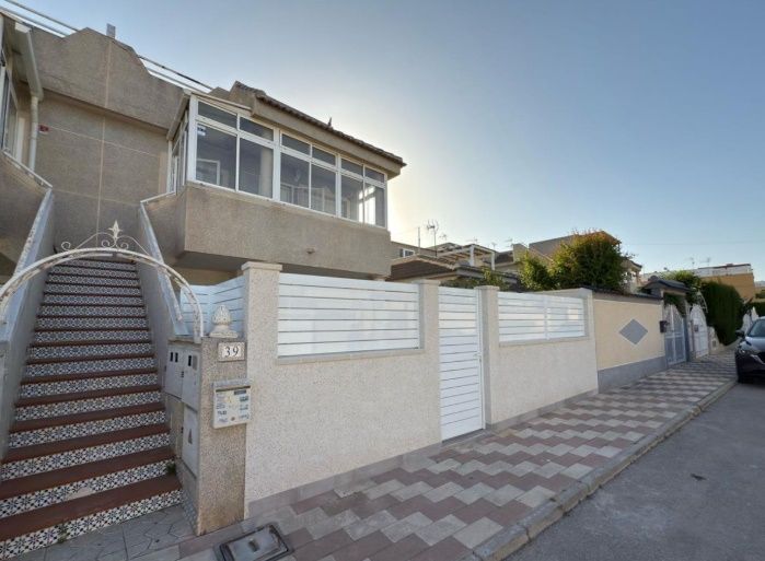 Casa – Torrevieja – 135000 EUR
