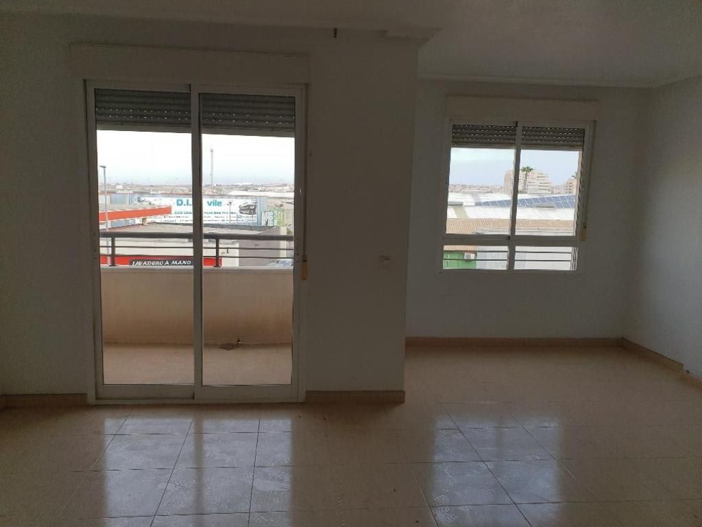 Piso – Torrevieja – 74900 EUR