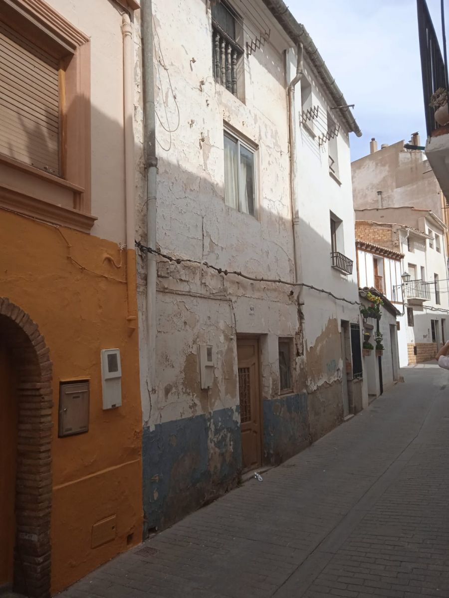 Casa – Utiel – 17400 EUR