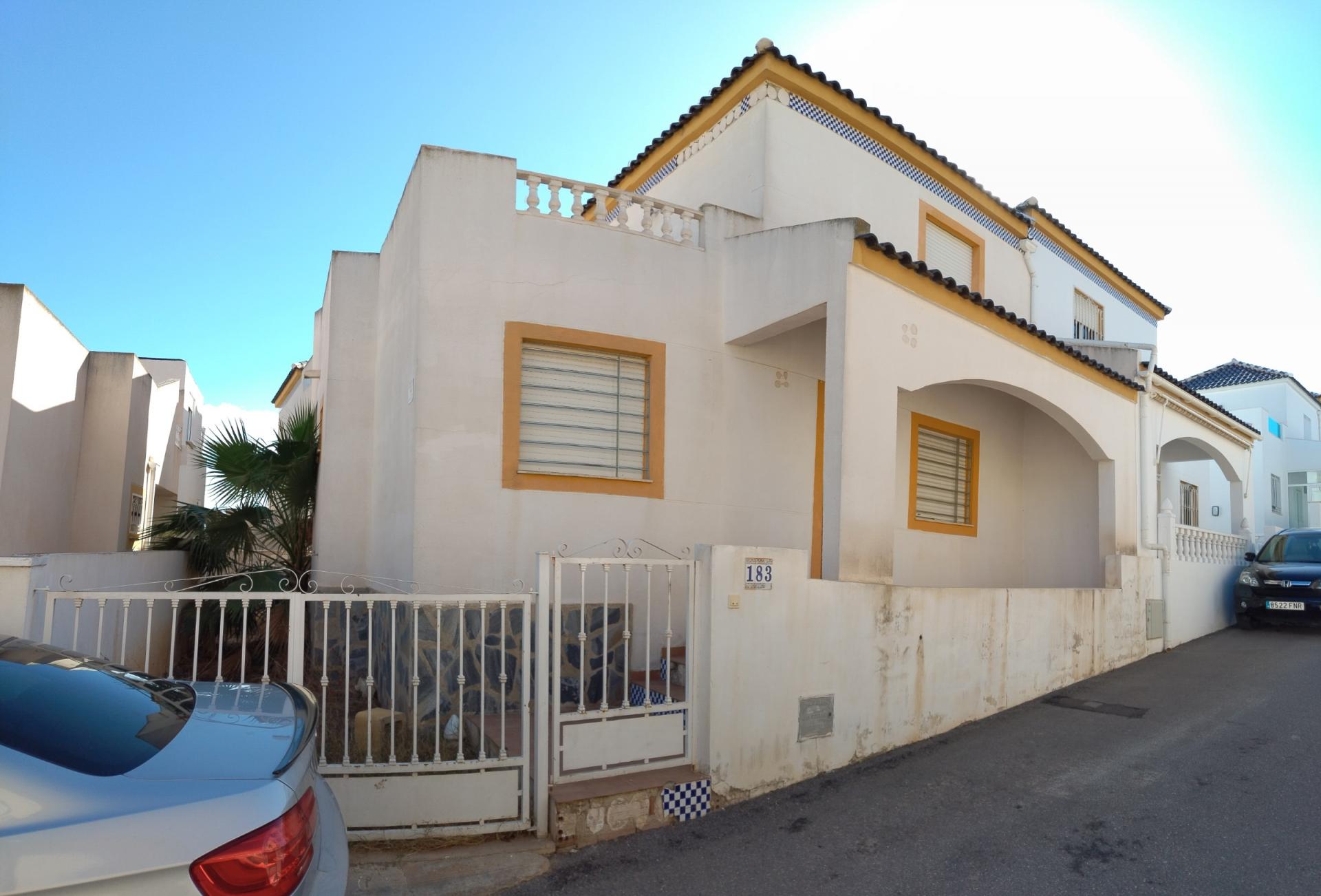 Chalet – Torrevieja – 104000 EUR