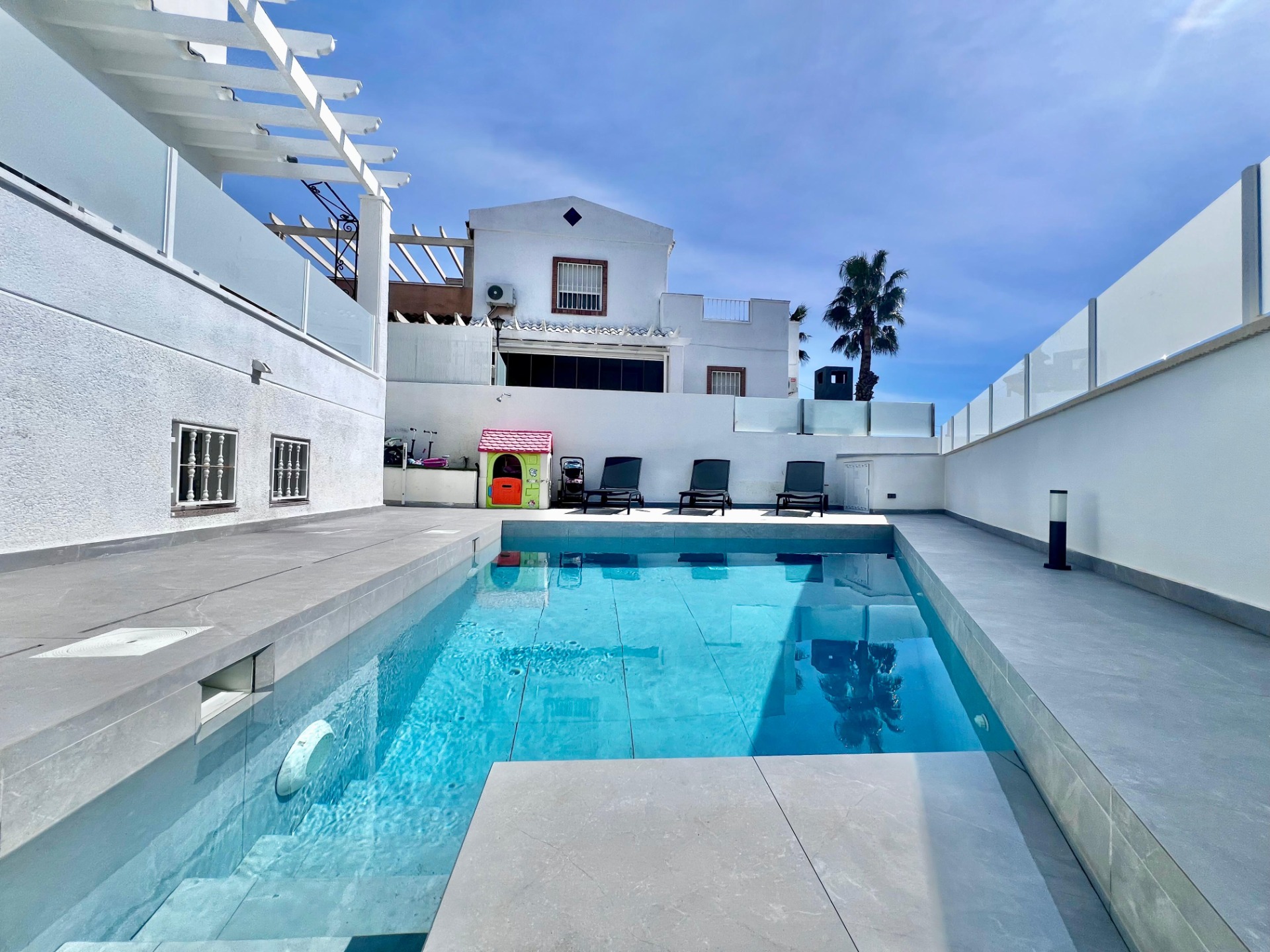 Villa – San Miguel de Salinas – 459000 EUR