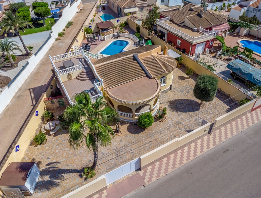 Villa – Torrevieja – 459000 EUR