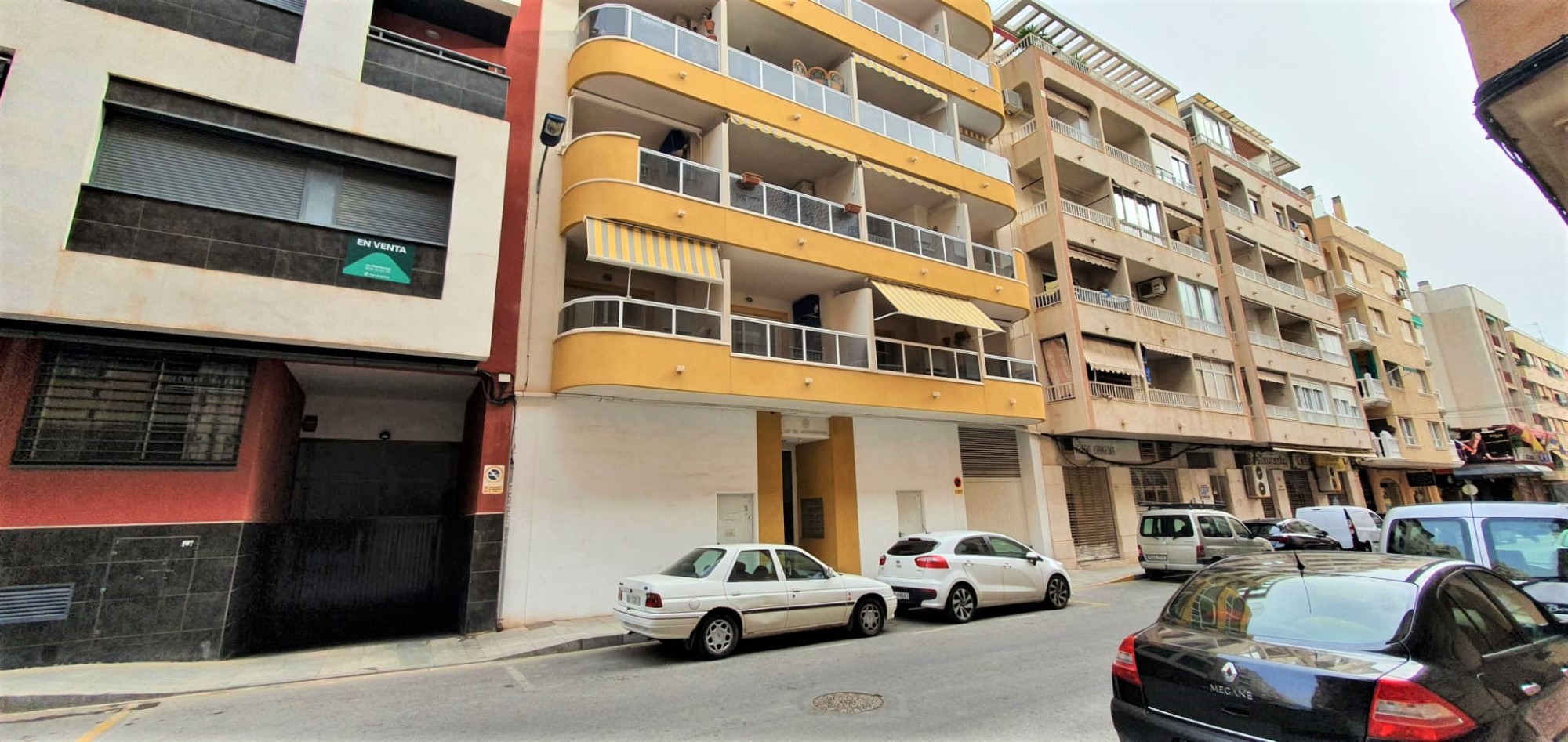Lokal – Torrevieja – 79990 EUR