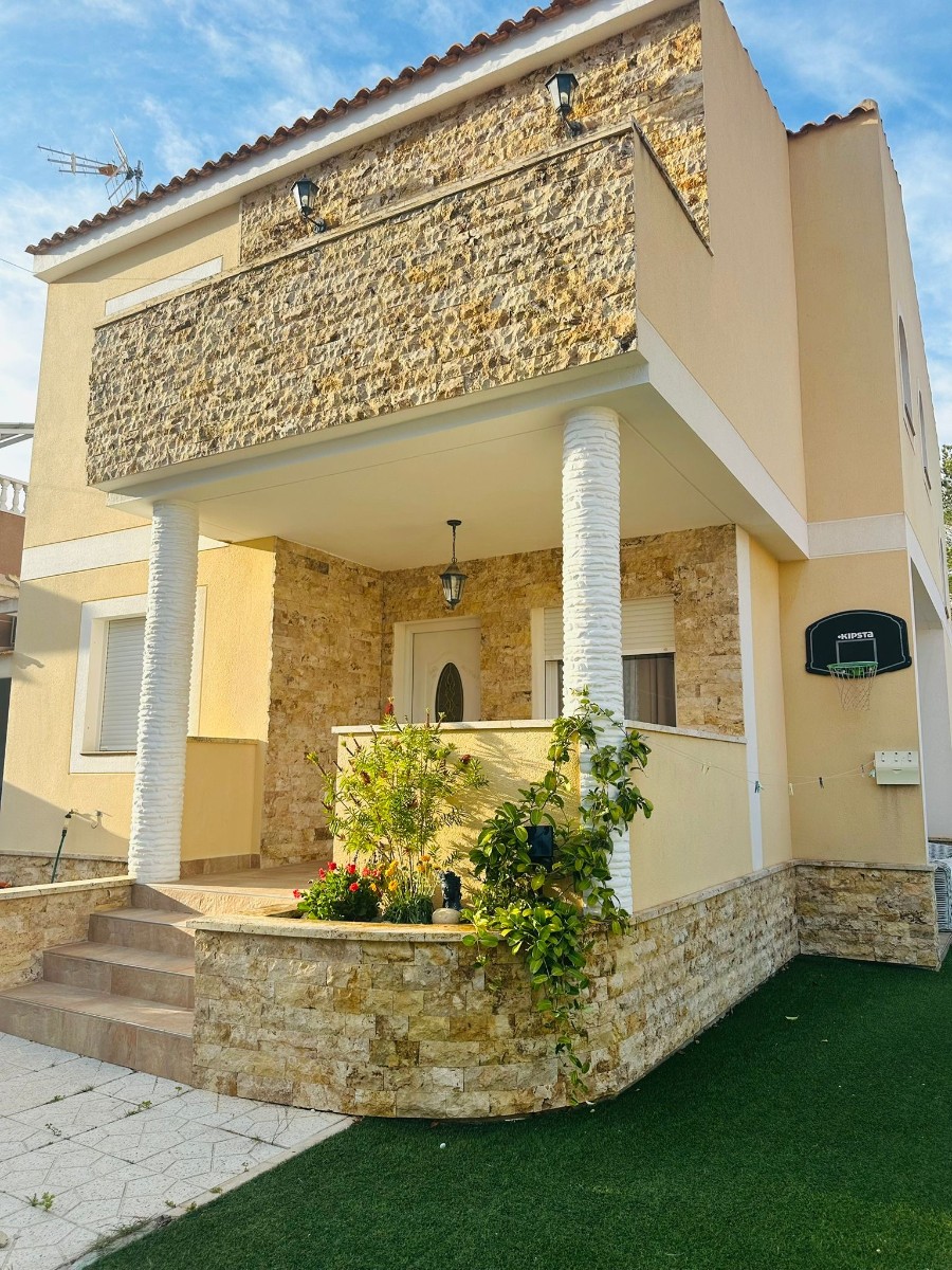 Villa – Pilar de la Horadada – 379000 EUR