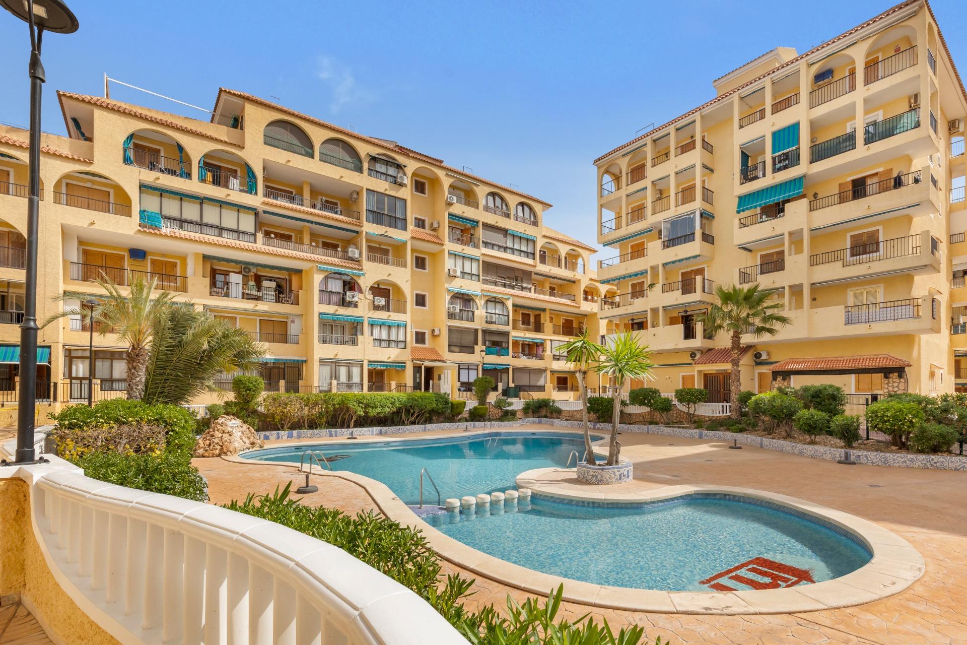Apartment – Torrevieja – 182000 EUR