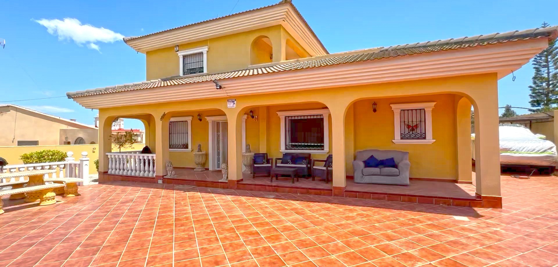 Detached Villa – Torrevieja – 610000 EUR