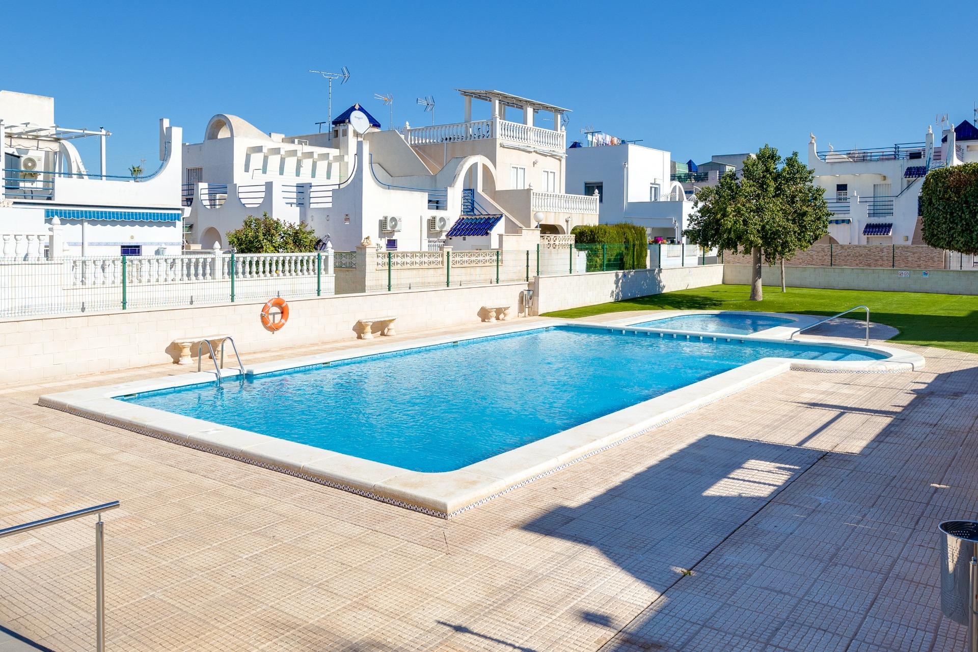 Adosado – Torrevieja – 148000 EUR