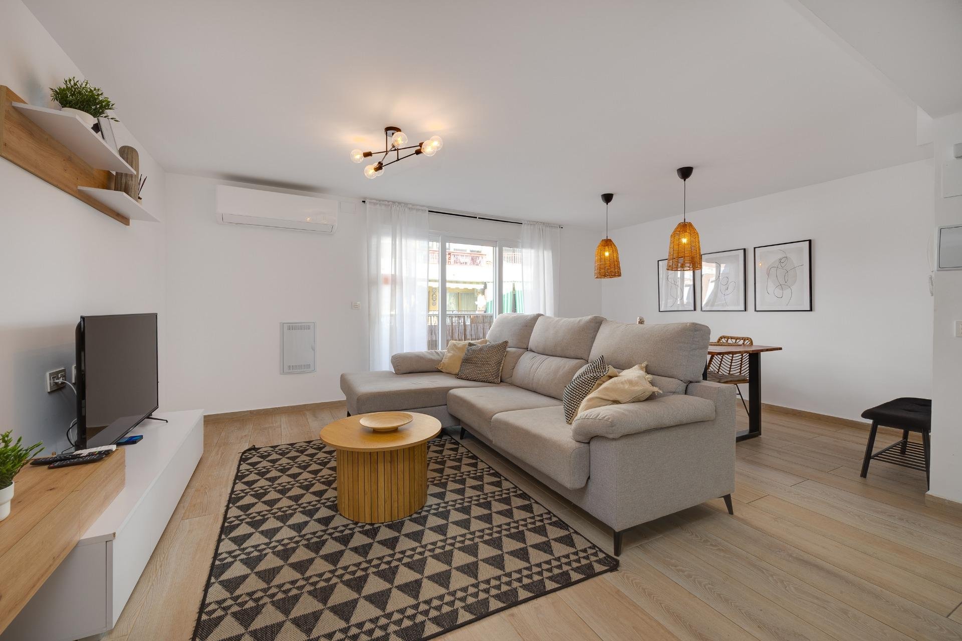 Apartment – Torrevieja – 220000 EUR